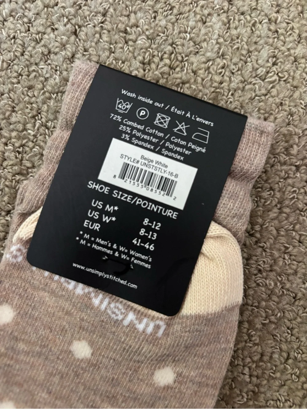 Unsimply stitched socks. Unisex
